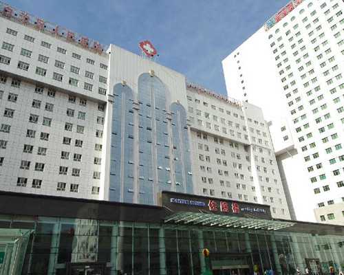 揭开子宫肌瘤的神秘面纱：症状、因与治疗方案