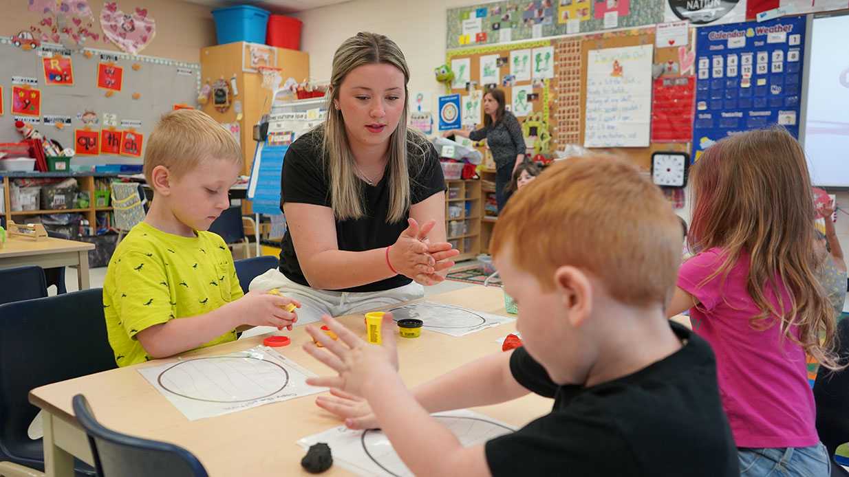 宫外孕是输卵管堵塞引起的吗？杭州供卵试管助孕避免宫外孕